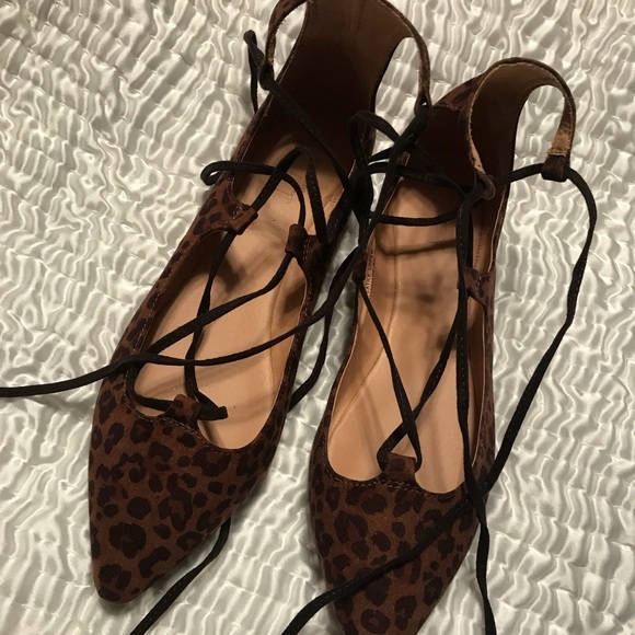 Ann Taylor LOFT Flats - Picture 2 of 7